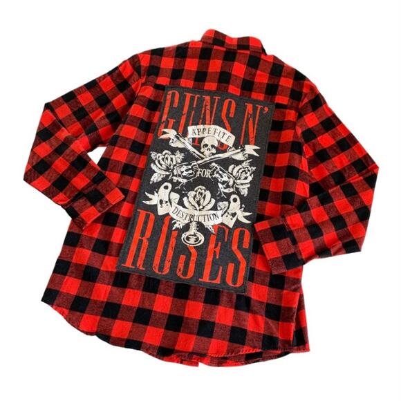 Via Penny Lane Reworked Apparel | Guns N’ Roses Custom Red Button Down Flannel - Picture 1 of 9